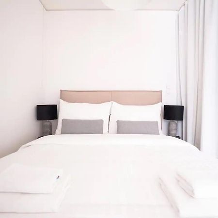 Exquisite Studio With Rooftop Pool Apartment เวียนนา ภายนอก รูปภาพ