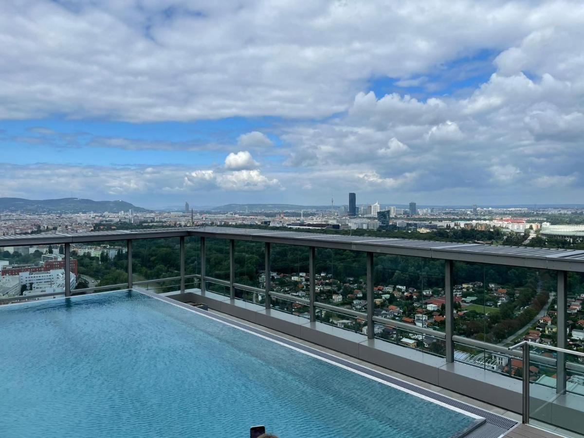 Exquisite Studio With Rooftop Pool Apartment เวียนนา ภายนอก รูปภาพ